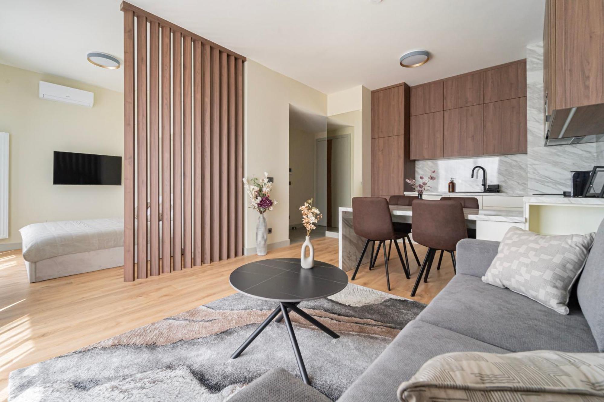 Bella Homes *