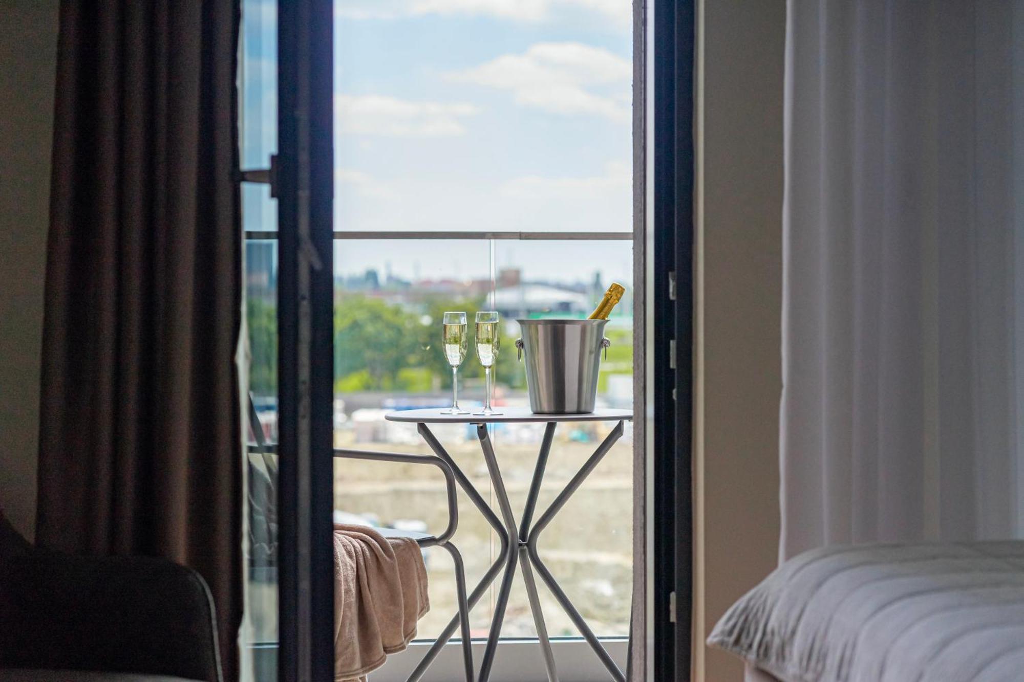Bella Homes Апартаменти